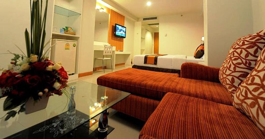 Pratunam Hotel Khon Kaen Room photo